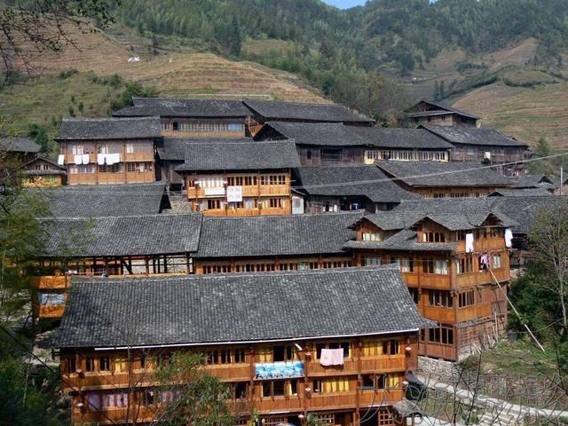 认识中国56个民族:中国人口最多的少数民族