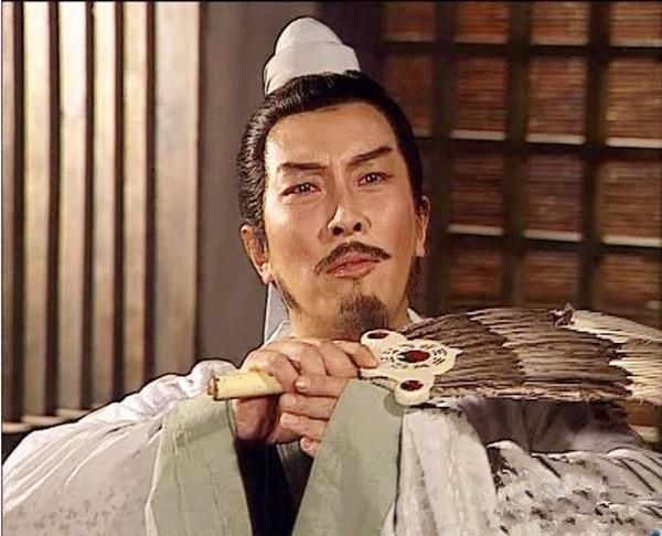 蜀汉政权中,除了刘备,他是官职最高的人,诸葛亮