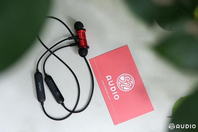 Joway乔威H32 3D环绕蓝牙耳机开箱:吃鸡?一半