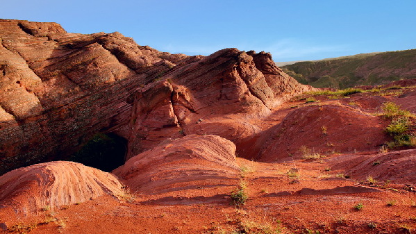 陕西发现大规模丹霞地质遗迹景观带