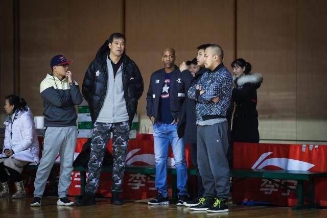 马布里退役后干什么?中国篮球教父之路首次