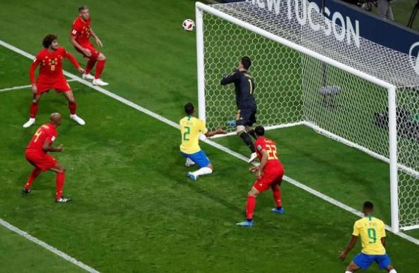 的FIFA封面,登上的球星都拿不到世界杯冠军,梅