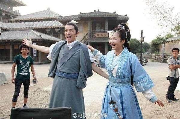 《琅琊榜》的花絮照,胡歌在片场真搞笑,没想到你是这样的梅长苏