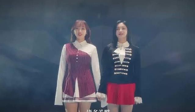 本以为程潇的蜜大腿够美,却不想周洁琼的牙