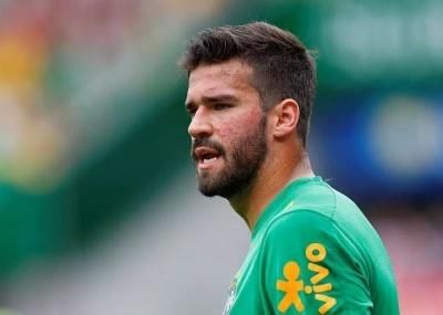 他超越了布冯,成为世界门将第一号!