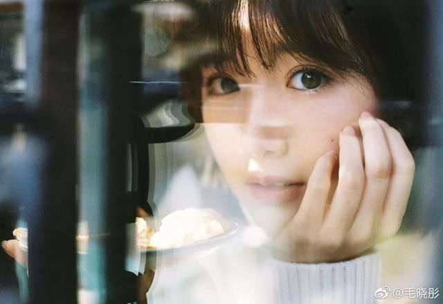 毛晓彤选男友的标准,和她挑选化妆品的眼光一