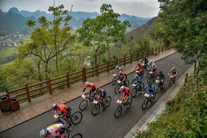 再续辉煌,2019环万峰林自行车赛圆满落幕!
