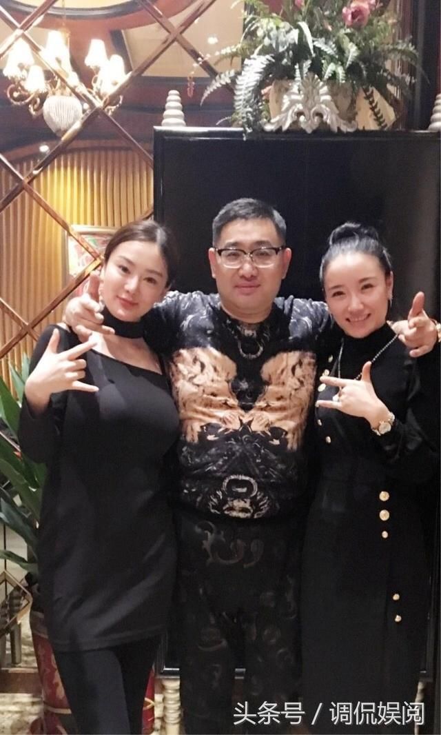 YY鹰团众神豪在京聚会并合影,脾气最爆的新晋