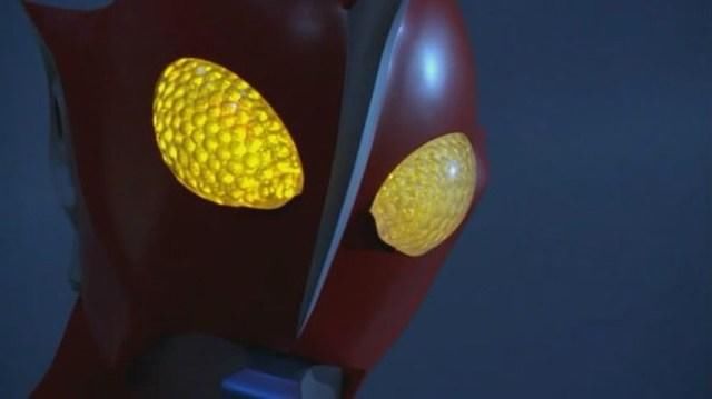 这两个奥特曼,一个拍出来当炮灰,一个每集只有