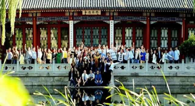 半年从业务员做到VP,日销量从3万做到1.62个