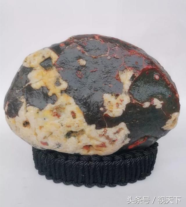 捡到奇石不要再打磨了,原汁原味才是石之美