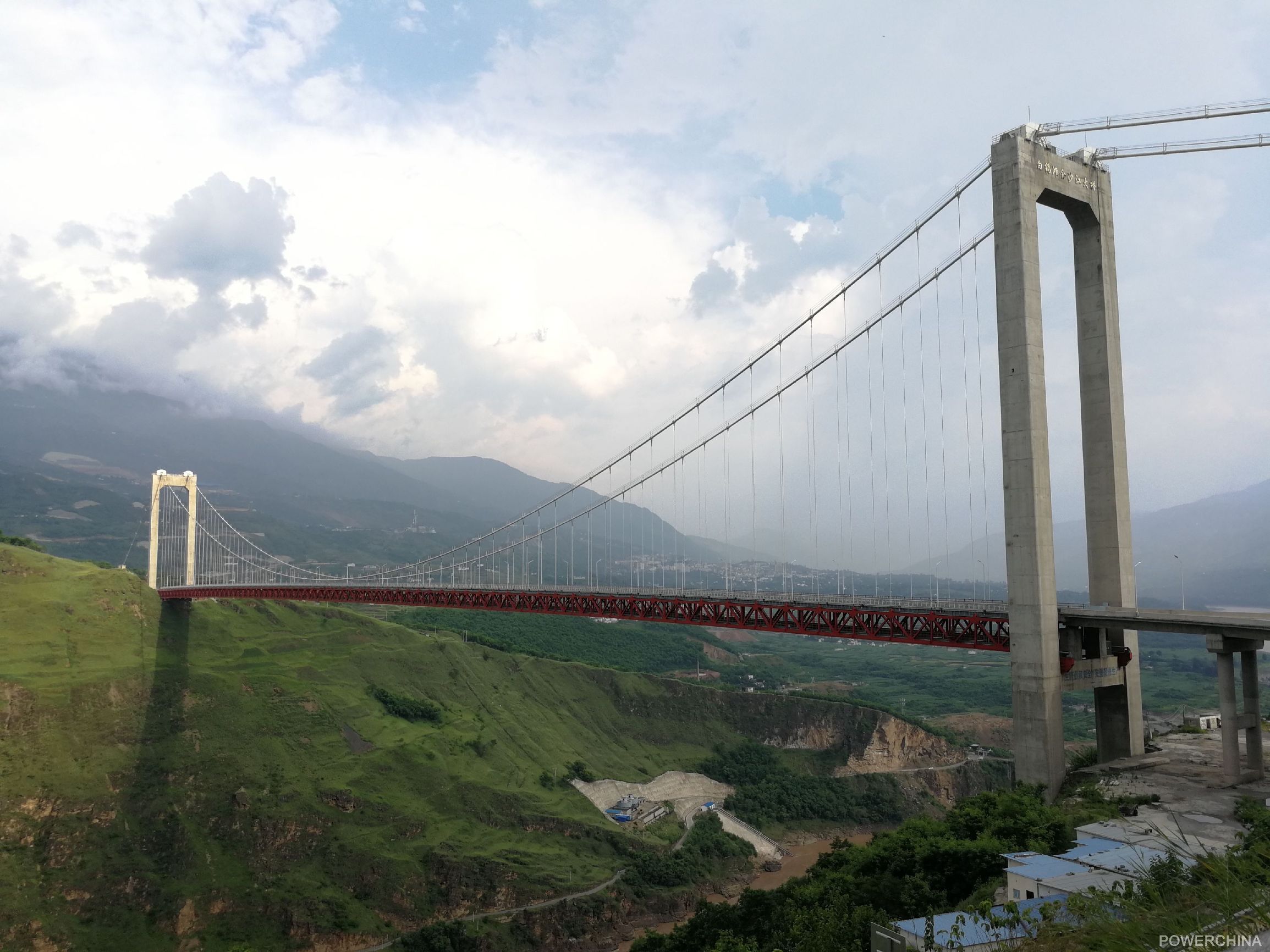 省宁南县和云南省巧家县境内正在开发的水电站又将创下一项人类壮举