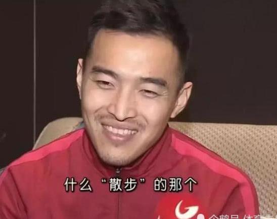 国足老踢散步球,是因身上肥肉太多?冯潇霆:我