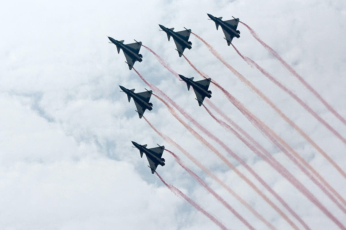 中国空军隐藏多少实力?美军:至少1700架战机