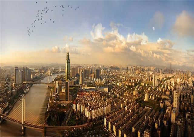 14年前它GDP只比杭州低,物价高过南京苏州,如