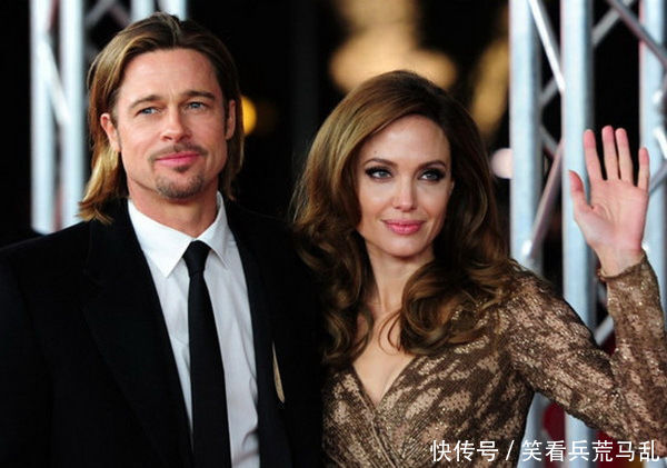 安吉丽娜朱莉终于胖了,宽松T恤都能穿满,穿平