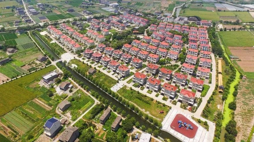 陈锡文驳斥中国农村衰败论:一场农村巨变正在