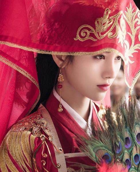 鞠婧祎古装甜美软萌,温婉气质碾压关晓彤,最喜