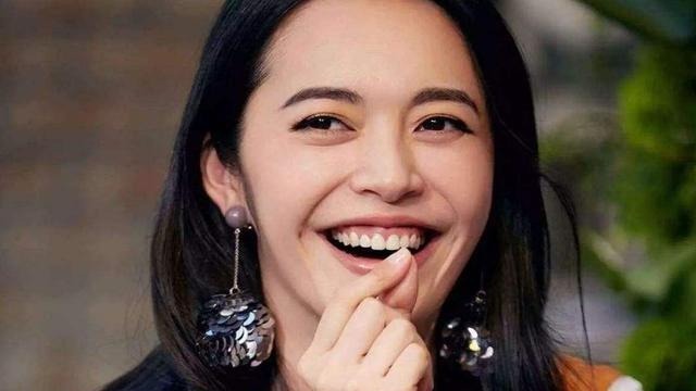 有一种颜值叫做姚晨的女儿,本以为嘴很大,却出乎意料 有一种颜值叫做姚晨的女儿,本以为嘴很大,却出乎意料