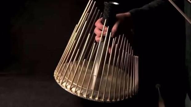 它被誉为世界上最恐怖的乐器,也是恐怖片的声