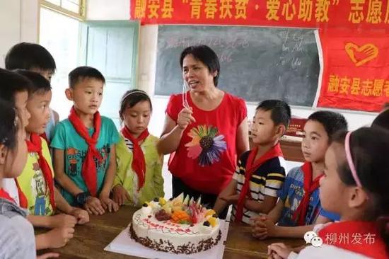 广西今年招8300名特岗教师 享受国家工资性补