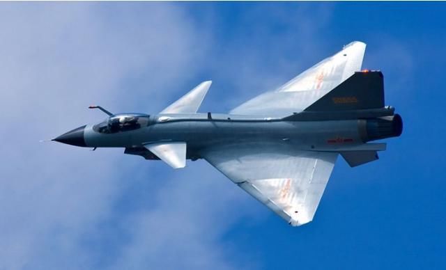 印度媒体和网友眼中的LCA战斗机和歼10战斗机