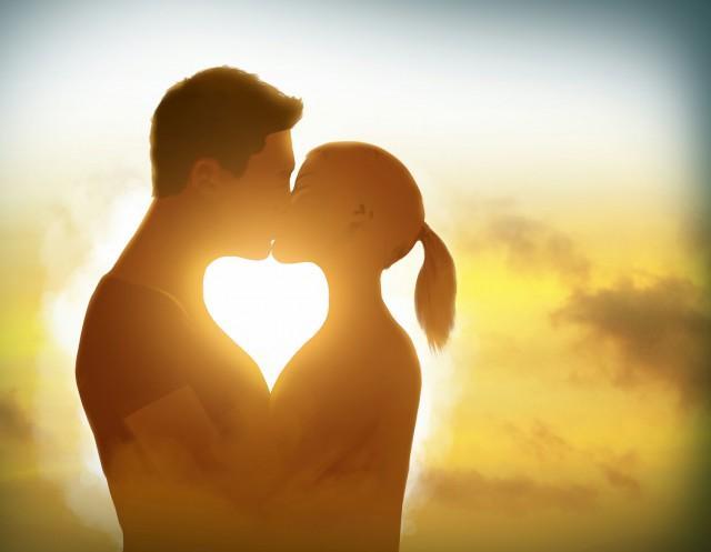 男生见到喜欢女生反应 发现这几个小细节他可