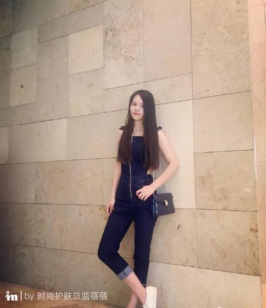 蓓蓓,伊的家精致女人,微博时尚达人,美拍达人,《女人我最靓》做客嘉宾