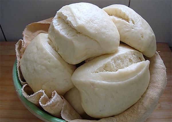 3岁宝宝吃馒头噎死,竟因妈妈犯了这个错误,太