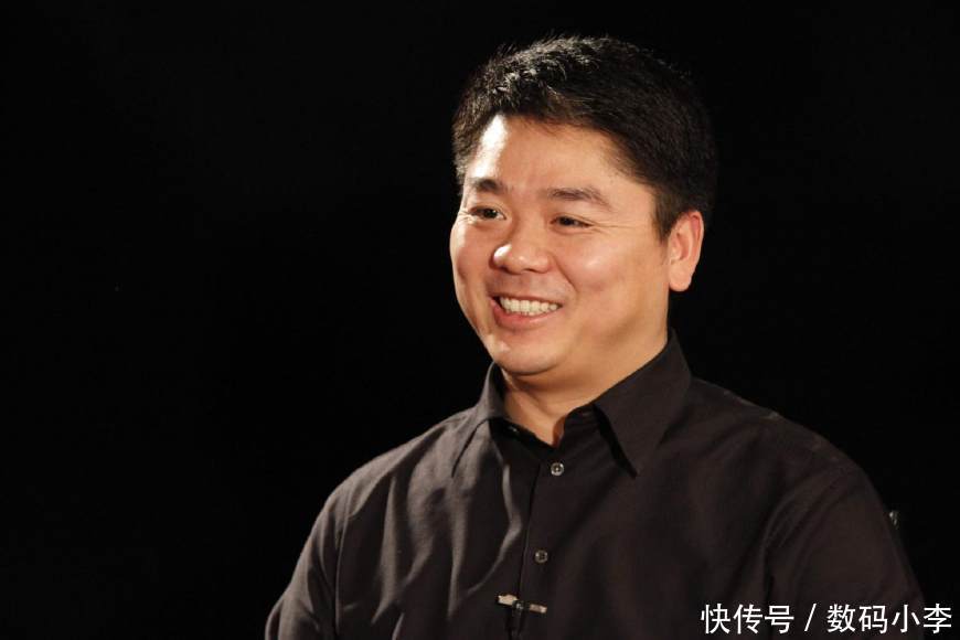 618活动刘强东买了什么?两双鞋和一条裤子!