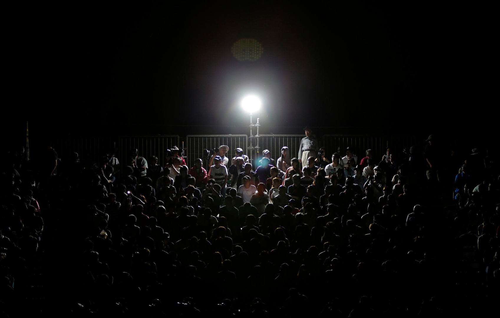 当地时间2016年8月25日，日本御殿场市(Gotemba)，日本陆上自卫队在富士山附近的Higashifuji军事训练基地进行军事演习。