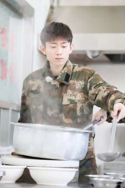 张一山杨紫见面就互怼,相爱相杀的友谊令人羡