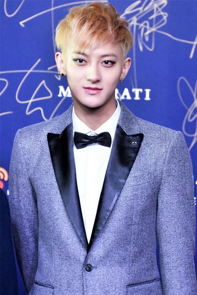 鹿晗自立门户开工作室,张艺兴、黄子韬都有同