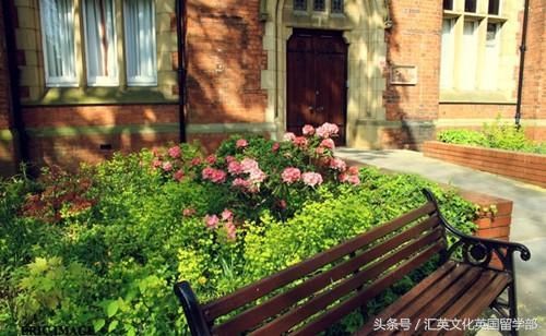 英国留学:英国大学2018年硕士课程截止申请时