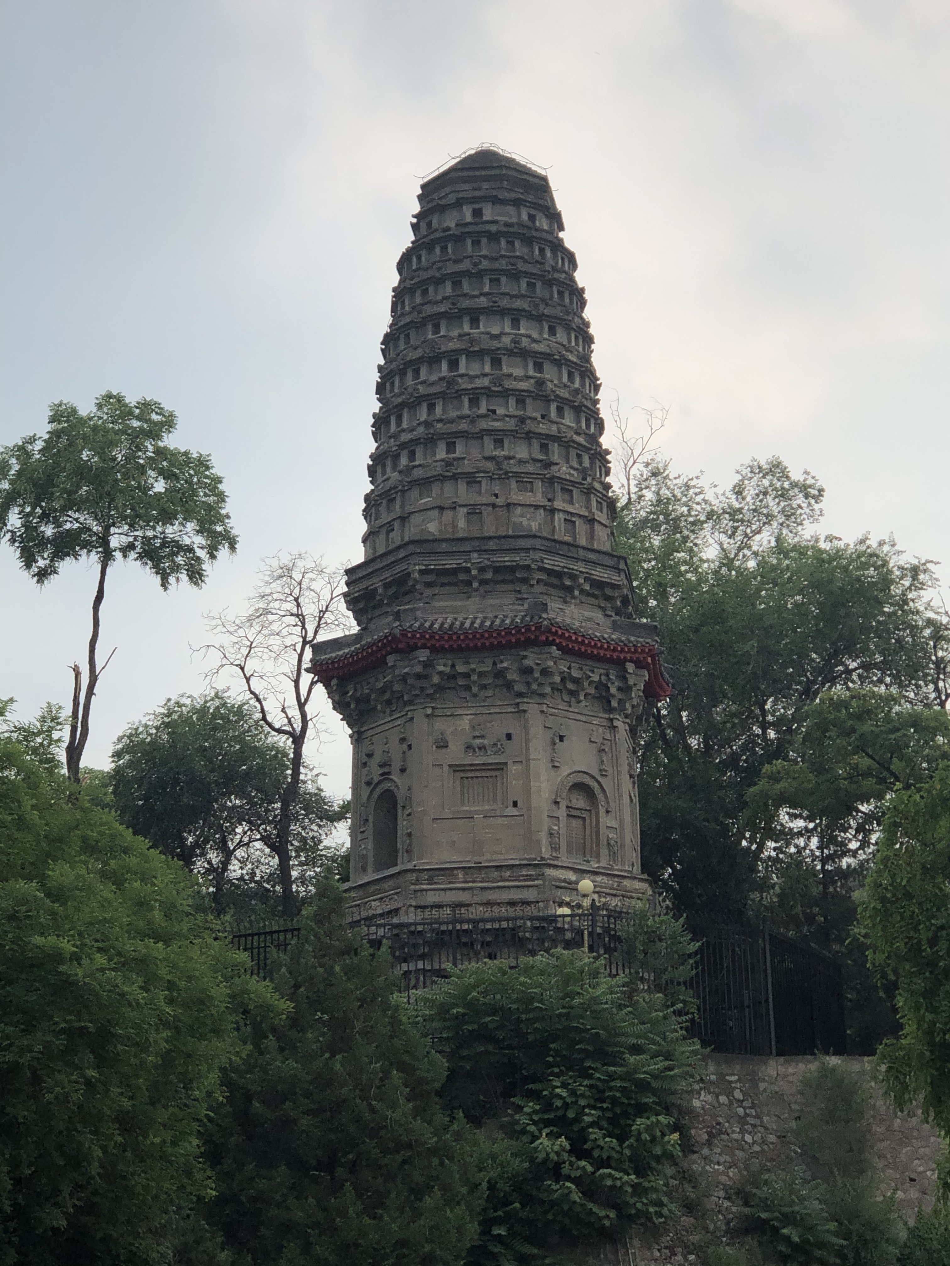 神奇的房山万佛堂孔水洞