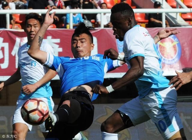 大连足球再创历史!又一个主教练下课,李国旭成