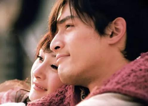 杨幂胡歌友尽小s手撕吴佩慈 圈中挚友如何闹翻