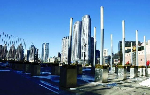 这3座城市的外国人数量最多,其中一座在东北,