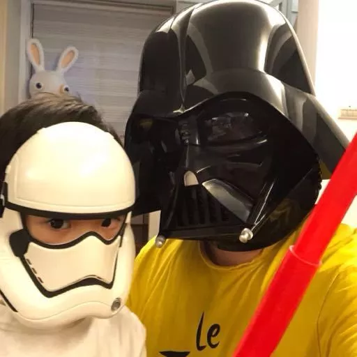 梁静茹老公两月前更换微博头像藏玄机(图1) 梁静茹老公两月前更换微博头像藏玄机(图1)