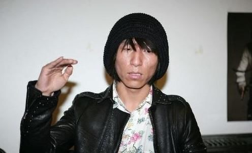 陈羽凡复出近照曝光,网友感叹:终于知道白百何