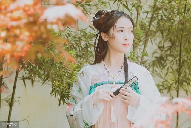 100句古诗句描写骄阳似火的夏天,提到夏天可别