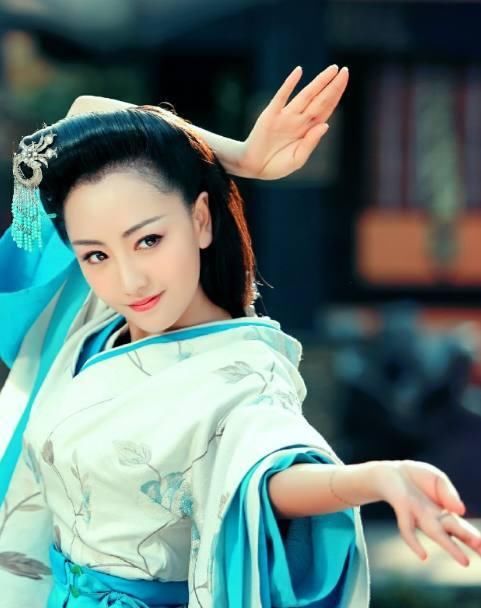 杨蓉新剧将上映,网友:好不容易当主角,造型却让