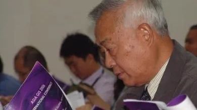 “大地之星”离世:曾确定我国“大地原点”,开设“最奢侈的基础课” “大地之星”离世:曾确定我国“大地原点”,开设“最奢侈的基础课”