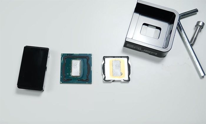 不過當時發佈的主要是酷睿i9-9900k/i7-9700k/i5-9600k三款,都是不