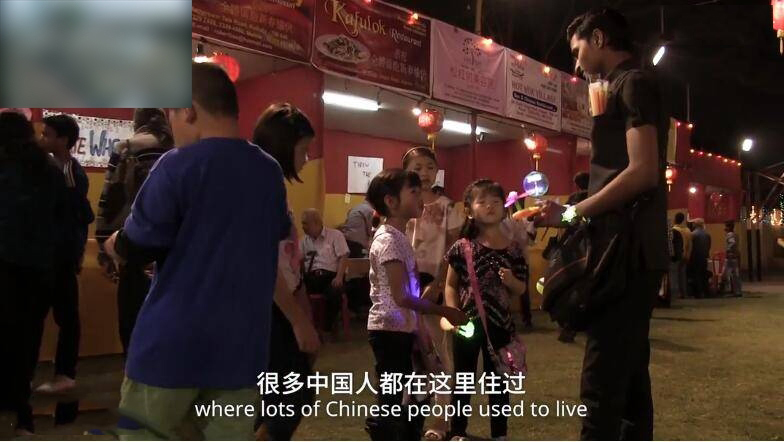 “阿钊”后来又带来了一百多名华人，在加尔各答开办糖厂，用甘蔗榨汁制糖。这些华人中也有很多人开办皮革厂，做皮革生意。