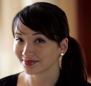 国拳王被亚裔老婆卷走50%财产看,为何富人不