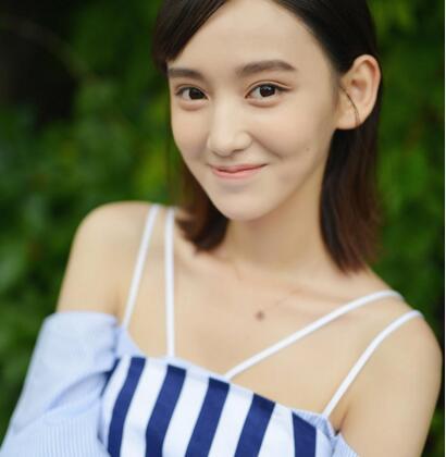 《黄皮子坟》燕子李玉洁写真清新可人 "虎妞"演绎深林少女