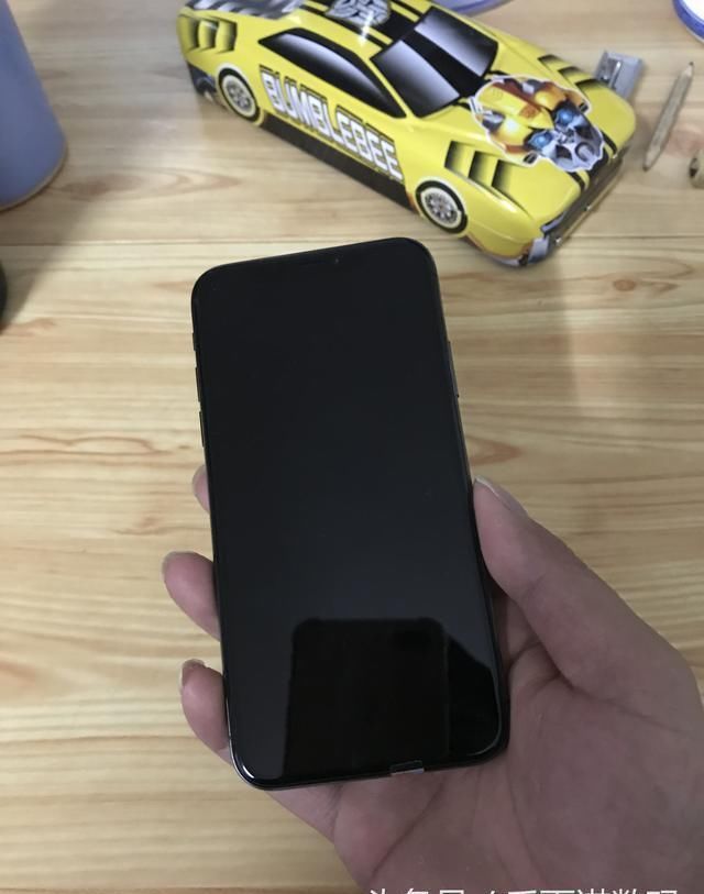 苹果iPhoneX黑色,5.8寸全面屏面部识别,你了解
