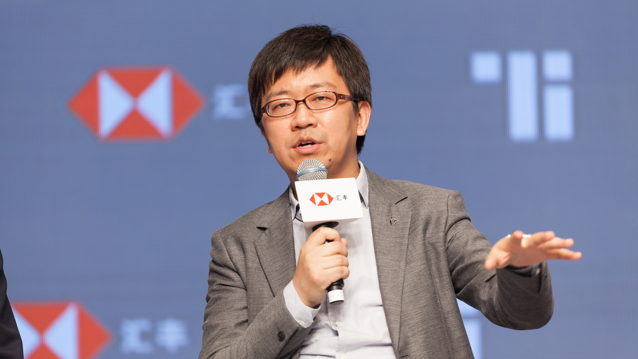 “跳票王”奇点汽车陷魔咒 5年花170亿造不出首款车:遭股东看衰? “跳票王”奇点汽车陷魔咒 5年花170亿造不出首款车:遭股东看衰?