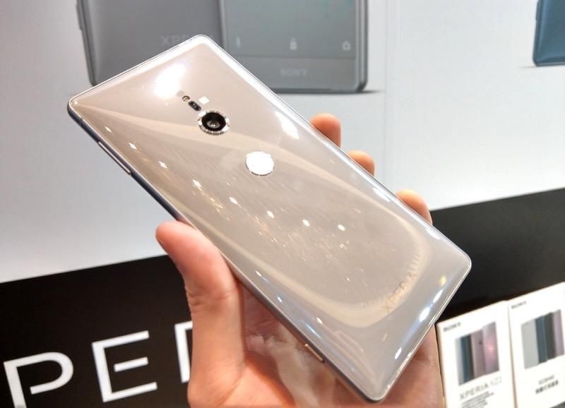 外媒抱怨:SONY新机XZ2外型不该抄袭HTC U1